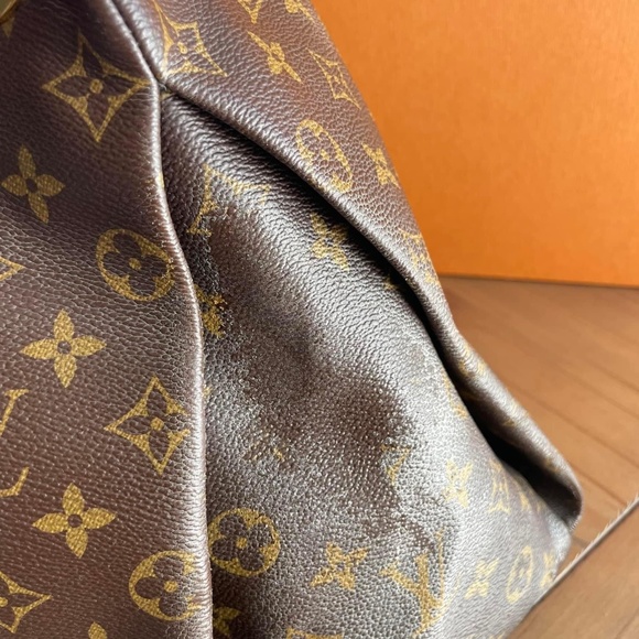 Louis Vuitton Artsy - Picture 5 of 6